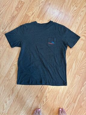 Tommy Bahama Mens Graphic Print Pocket Heather T-Shirts, Small, Rum Rummer